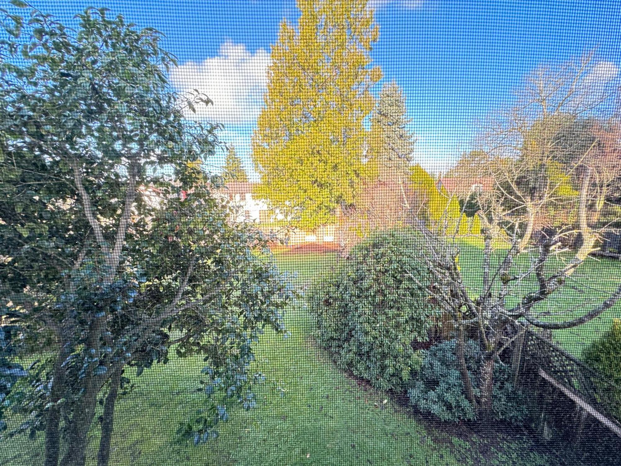 Quite House Near The Vancouver Airport ريتشموند، كولومبيا البريطانية المظهر الخارجي الصورة